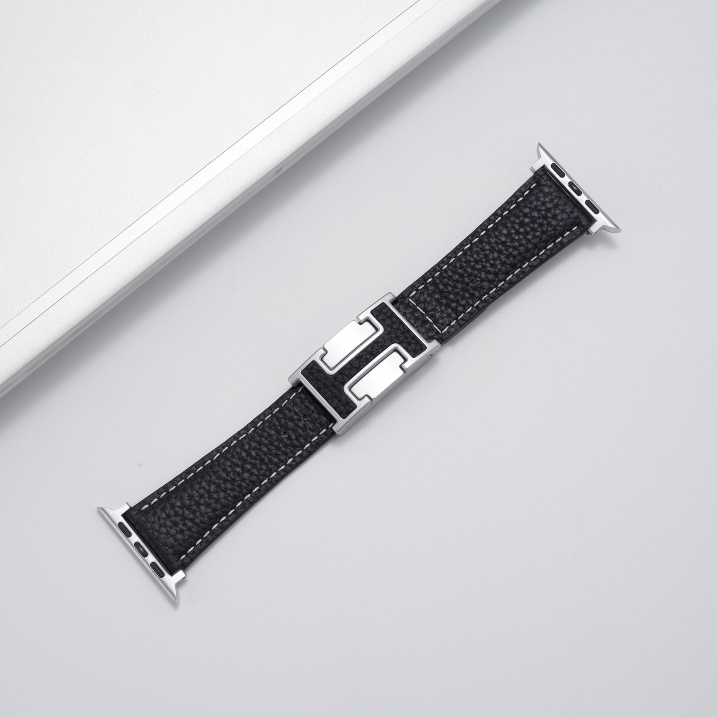 Luxurious Leather Magnetic Buckle Strap for Apple Watch